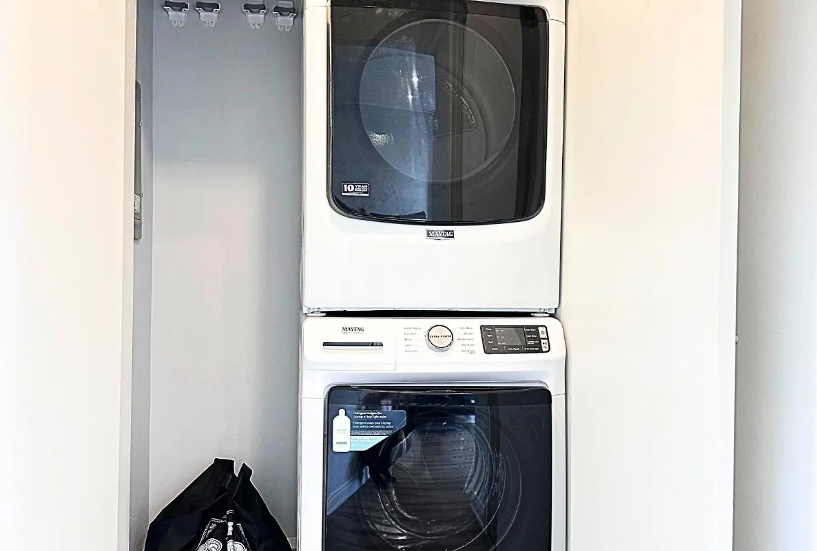 Homestay Spacious Master Suite W Private Bathroom Steps To Subway Toronto